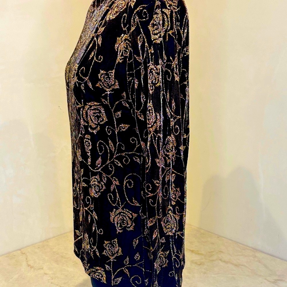 Elegant Gold Rose Print Mock Neck Blouse – Long Sleeve Size 8-10 M/L NWOT - Picture 3 of 9